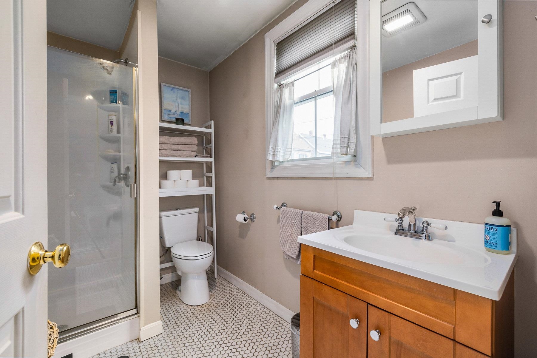 490 Islington Street Unit: 1