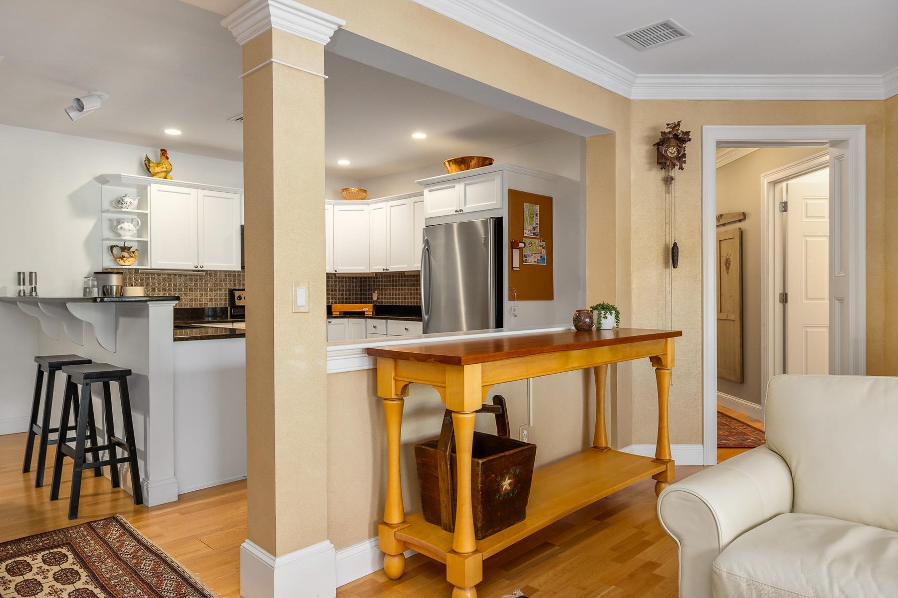 100 Shepards Cove Road Unit: F204