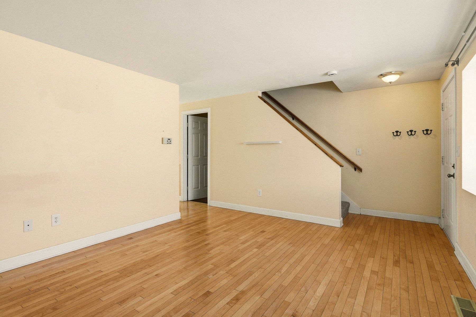 777 Middle Road Unit: 32