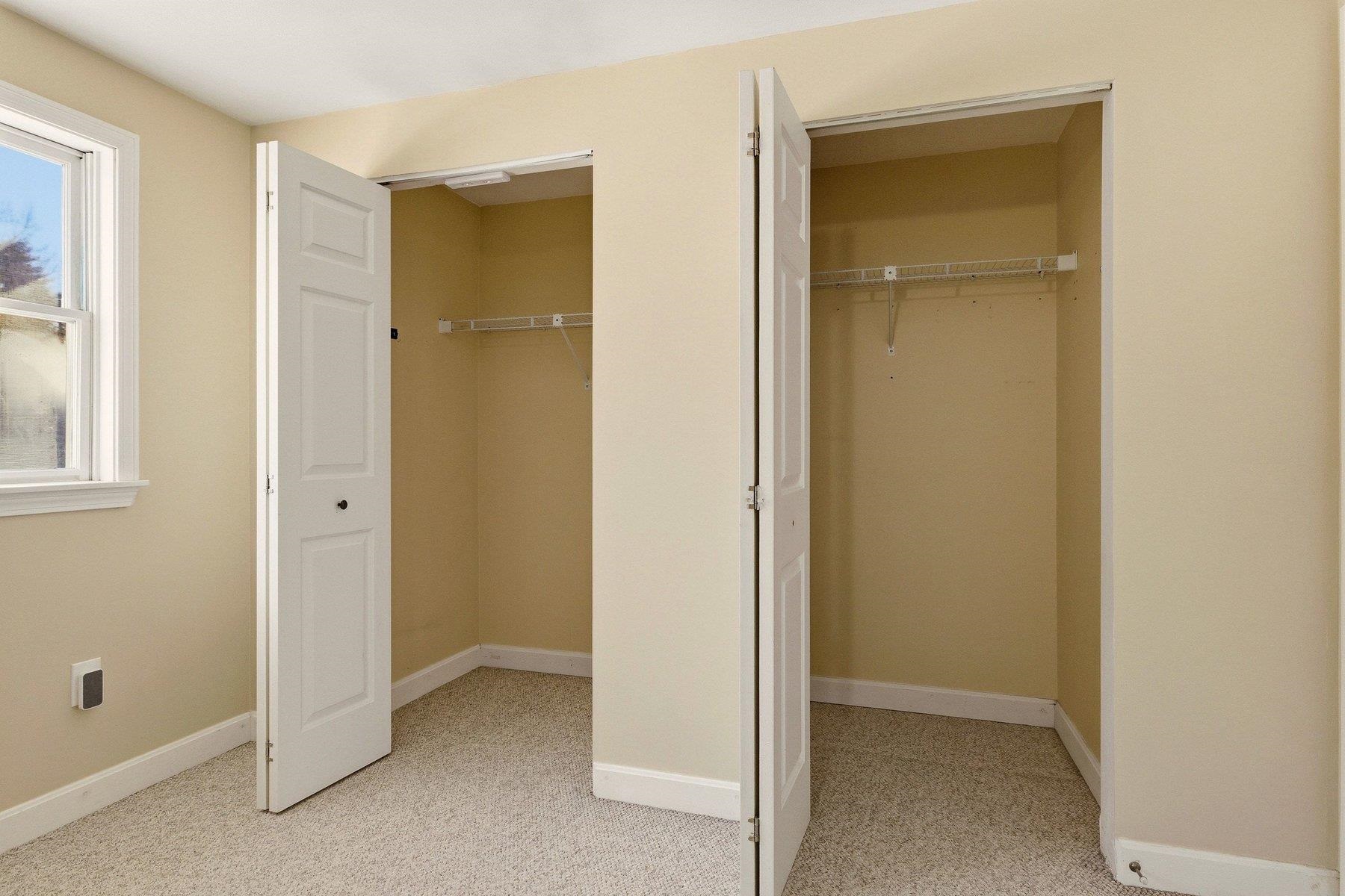 777 Middle Road Unit: 32