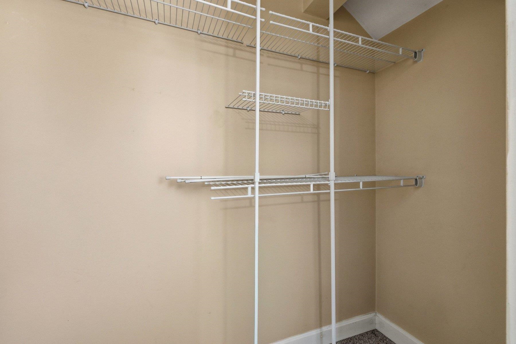 777 Middle Road Unit: 32