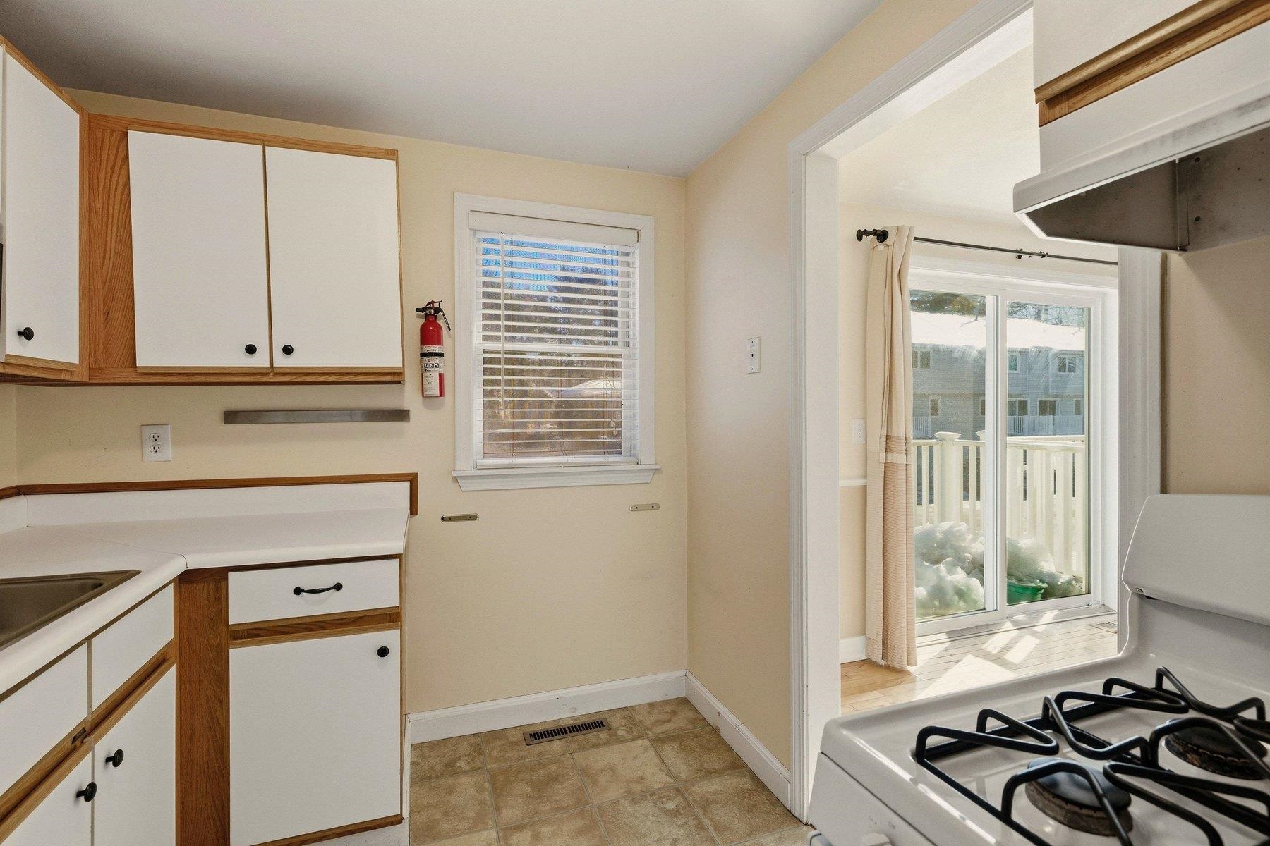 777 Middle Road Unit: 32