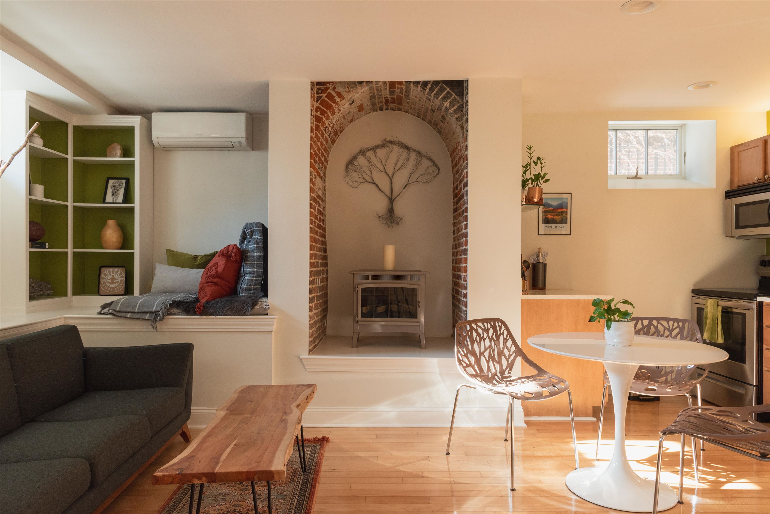 159 State Street Unit: 1B