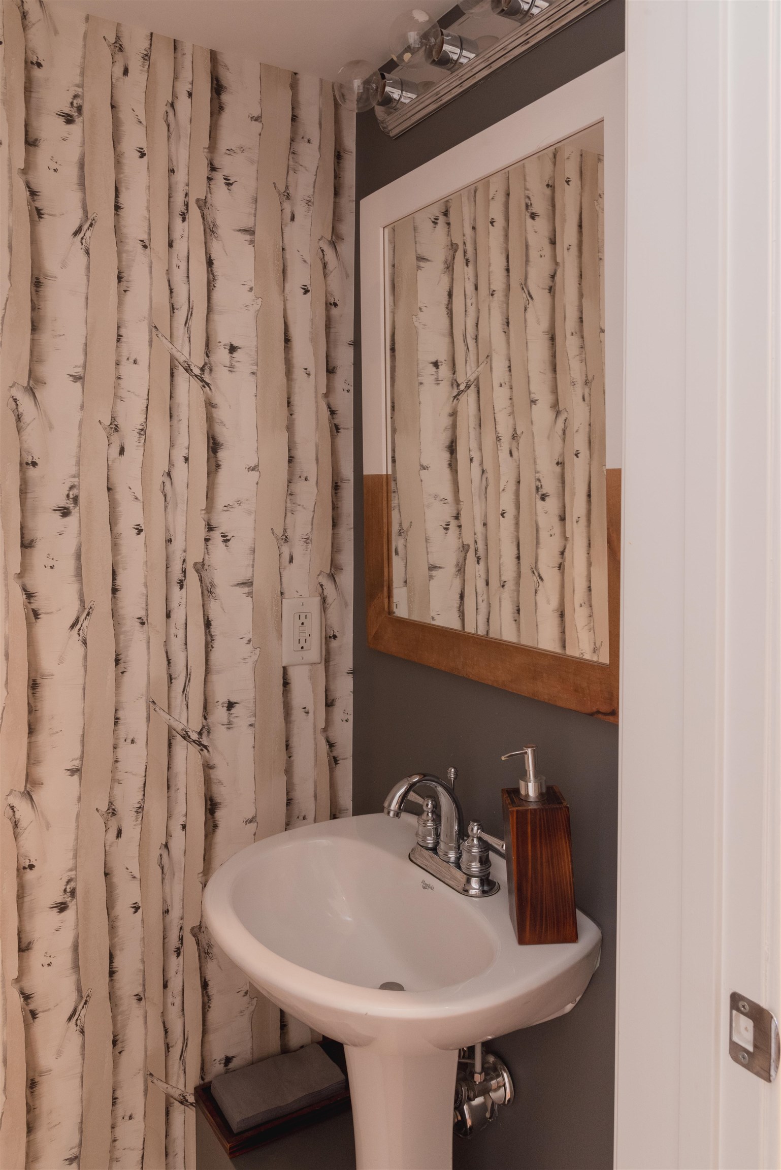 159 State Street Unit: 1B