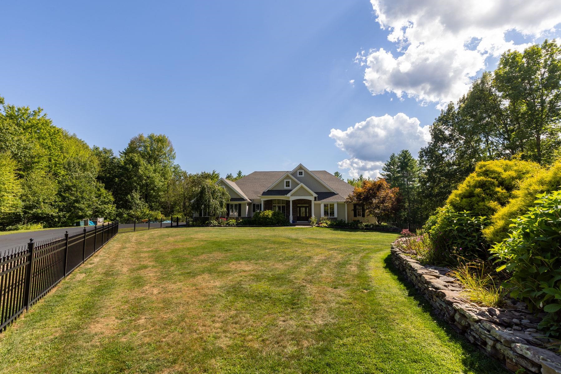 7 FANCY HILL