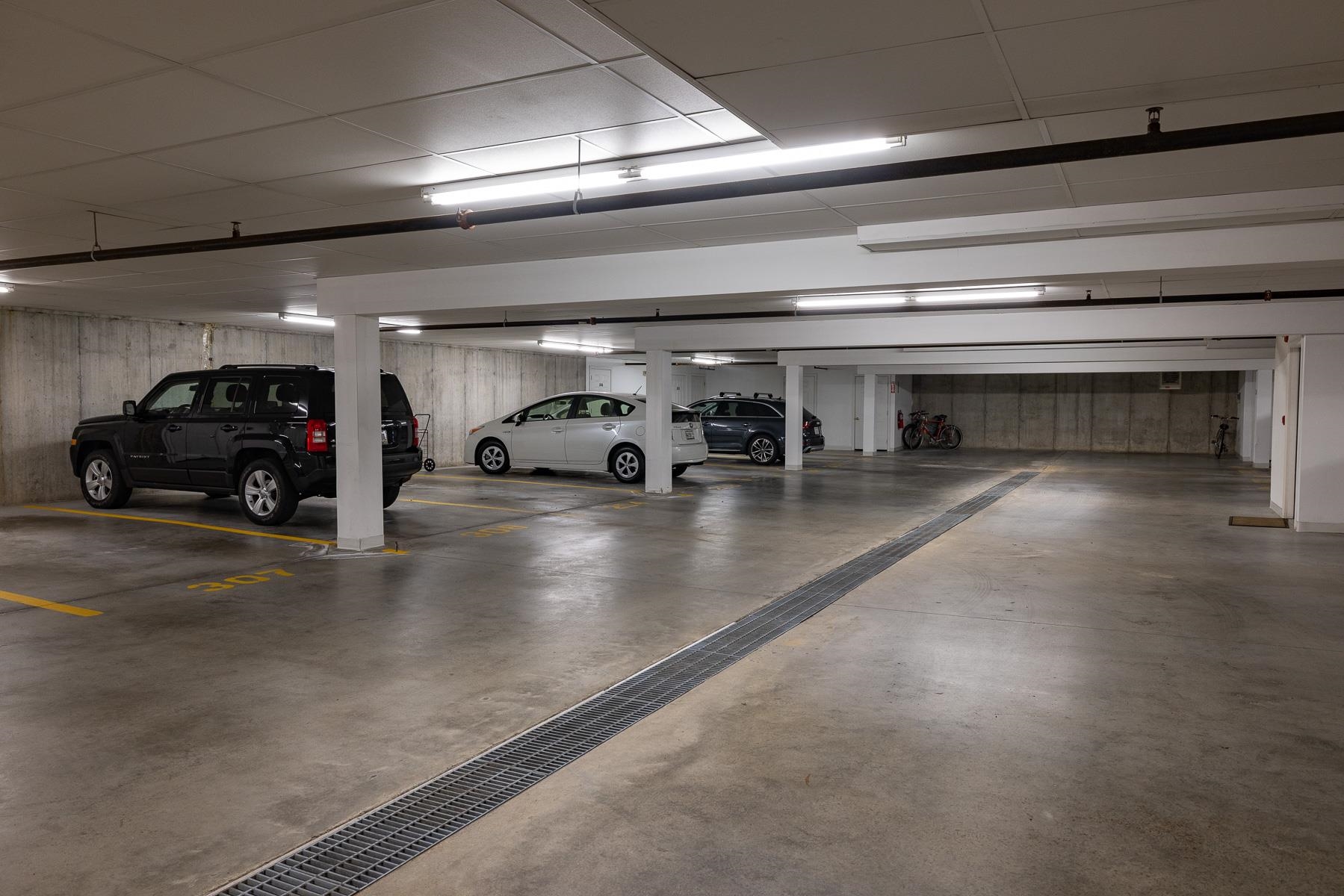 100 Shepards Cove Road Unit: F204