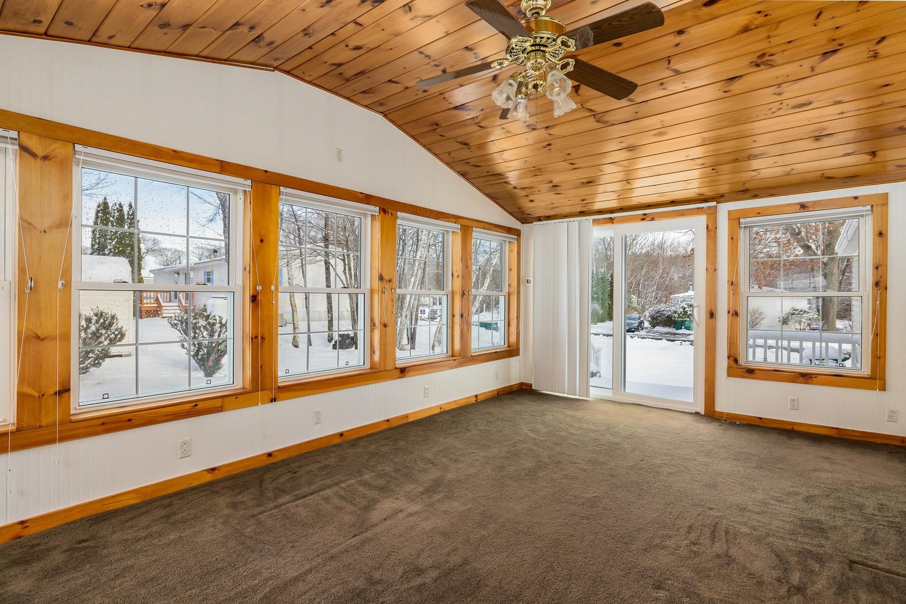 45 Oak Drive