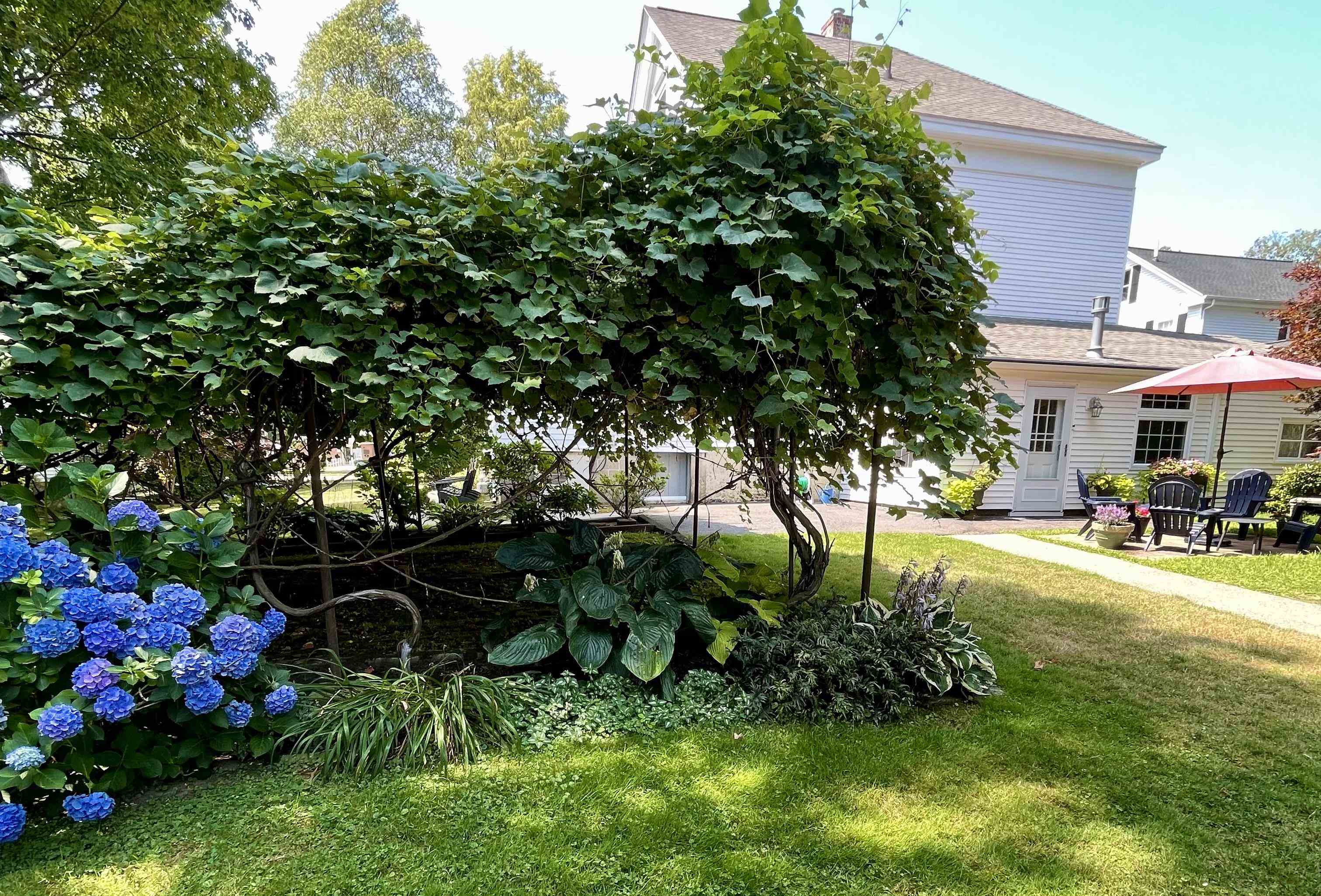 159 Woodbury Avenue Unit: 2