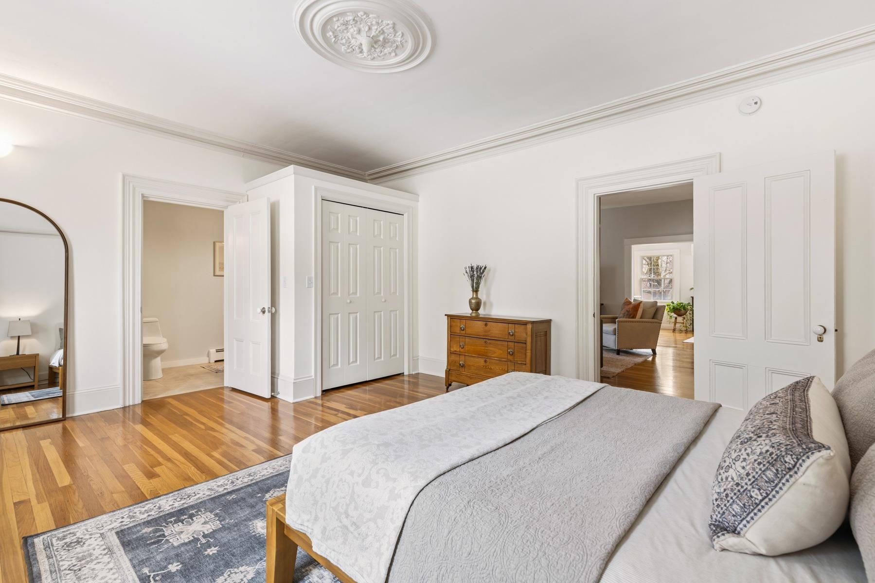 159 Woodbury Avenue Unit: 2