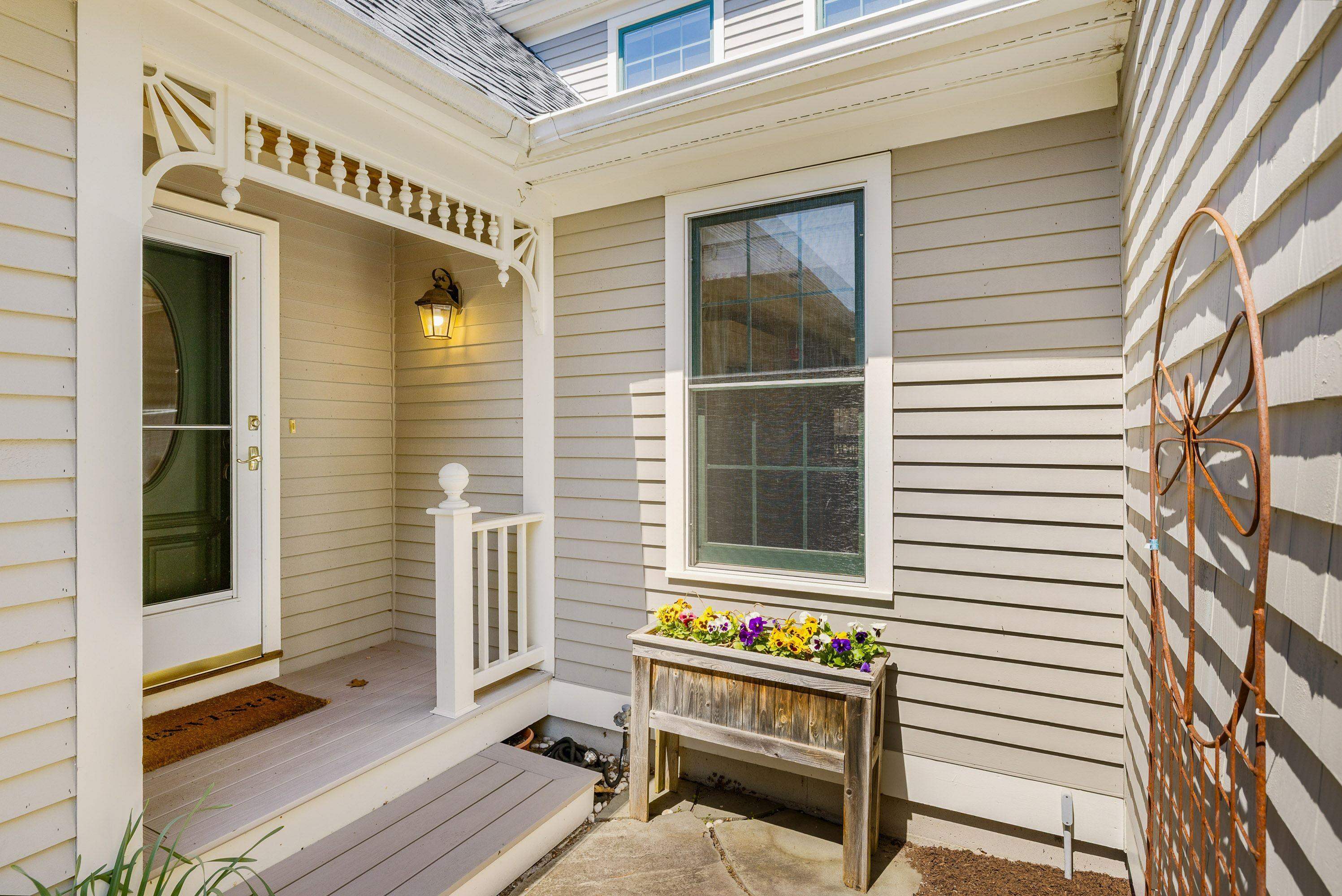 579 Sagamore Avenue Unit: 29