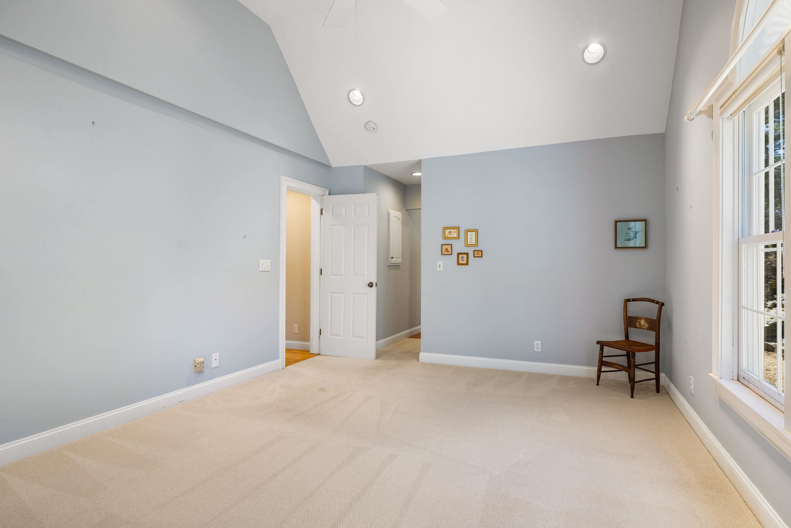 579 Sagamore Avenue Unit: 29