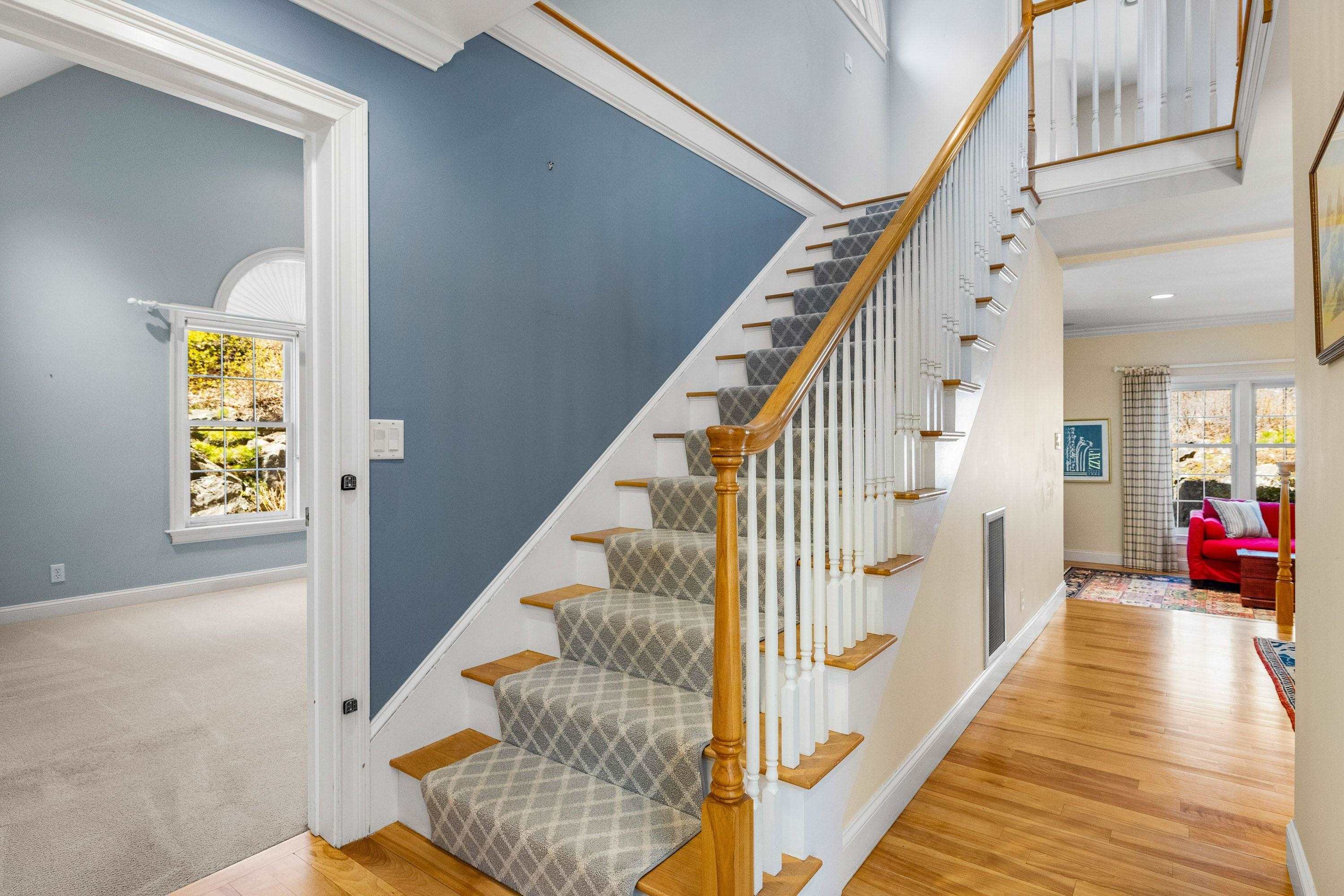 579 Sagamore Avenue Unit: 29
