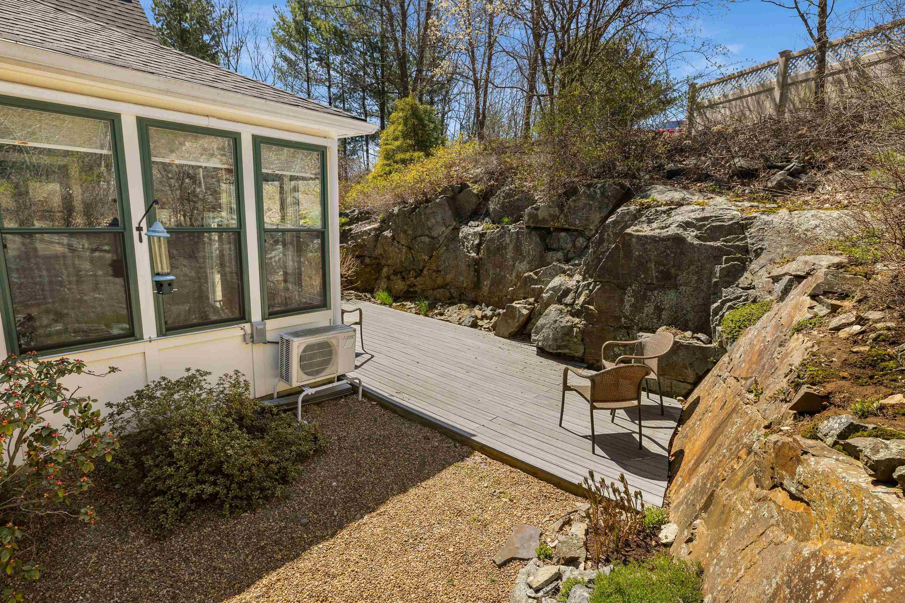 579 Sagamore Avenue Unit: 29