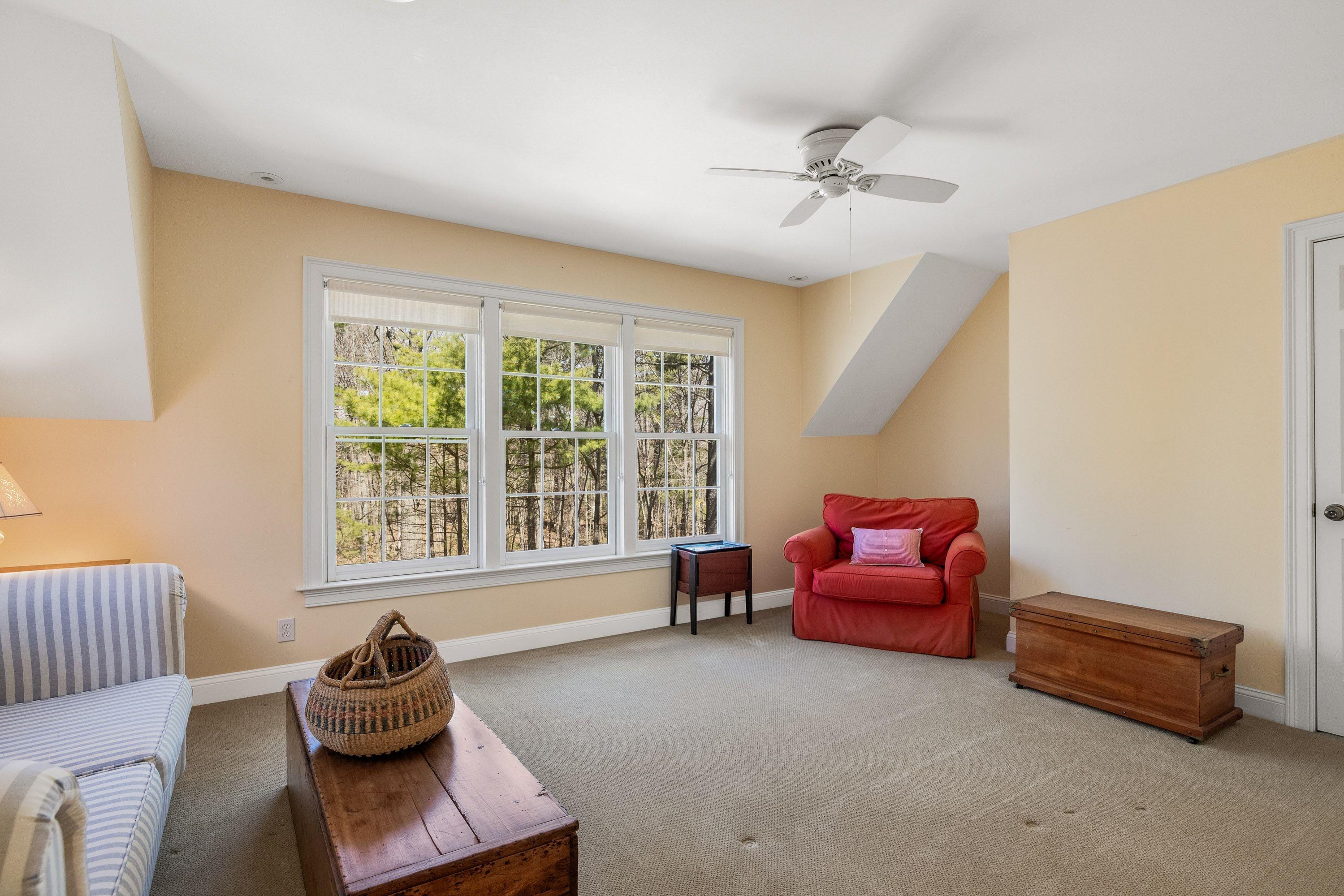 579 Sagamore Avenue Unit: 29