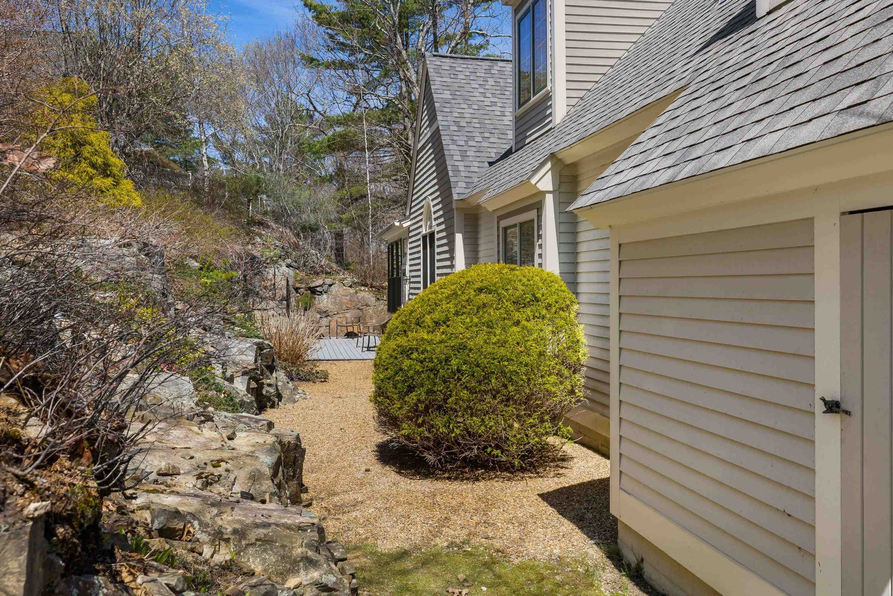 579 Sagamore Avenue Unit: 29