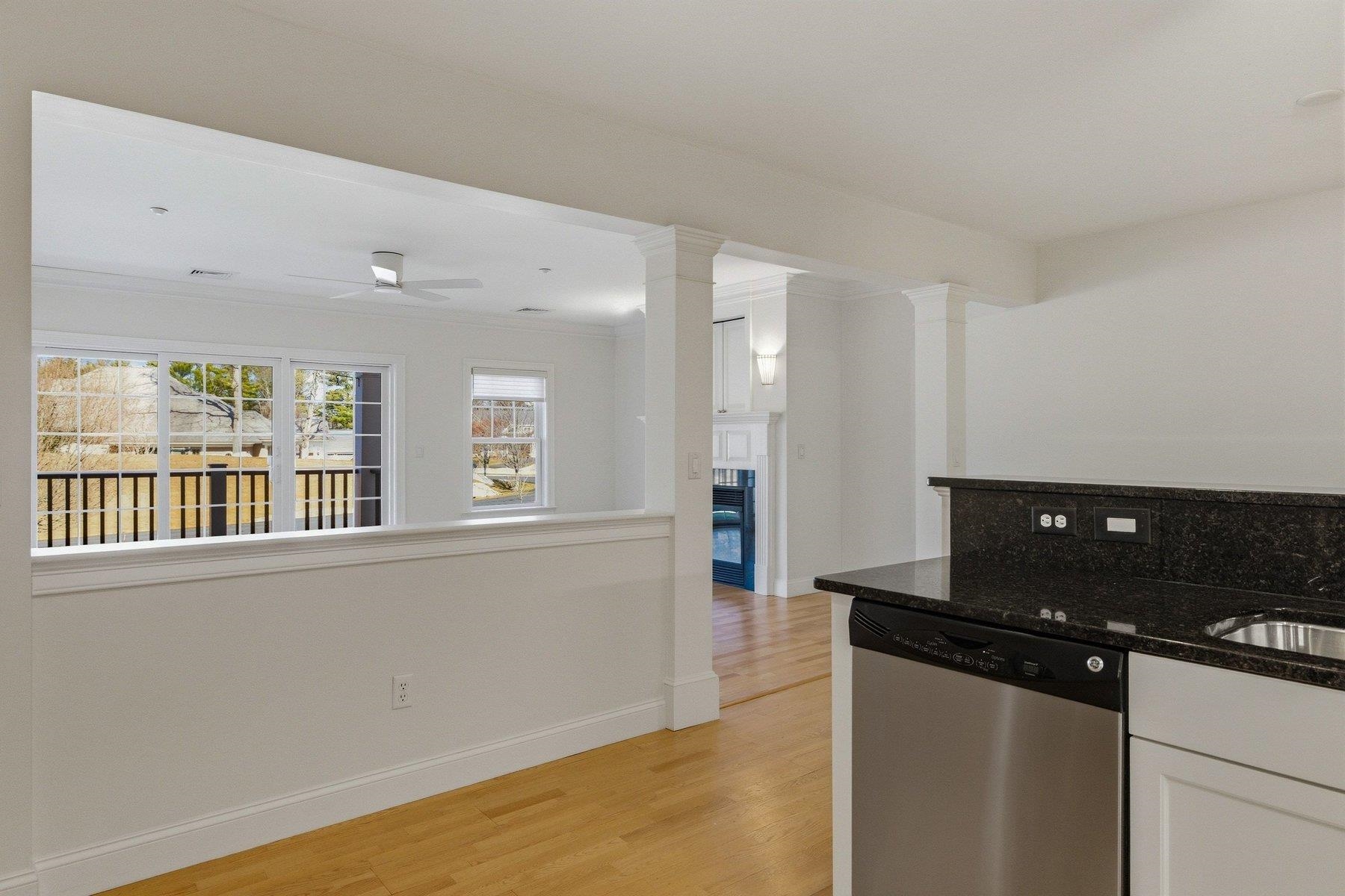 100 Shepards Cove Road Unit: F204