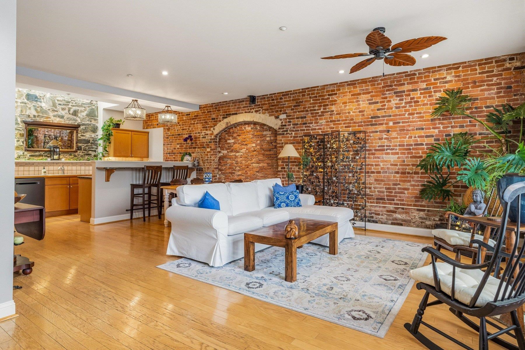 6 Bay Road Unit: 31