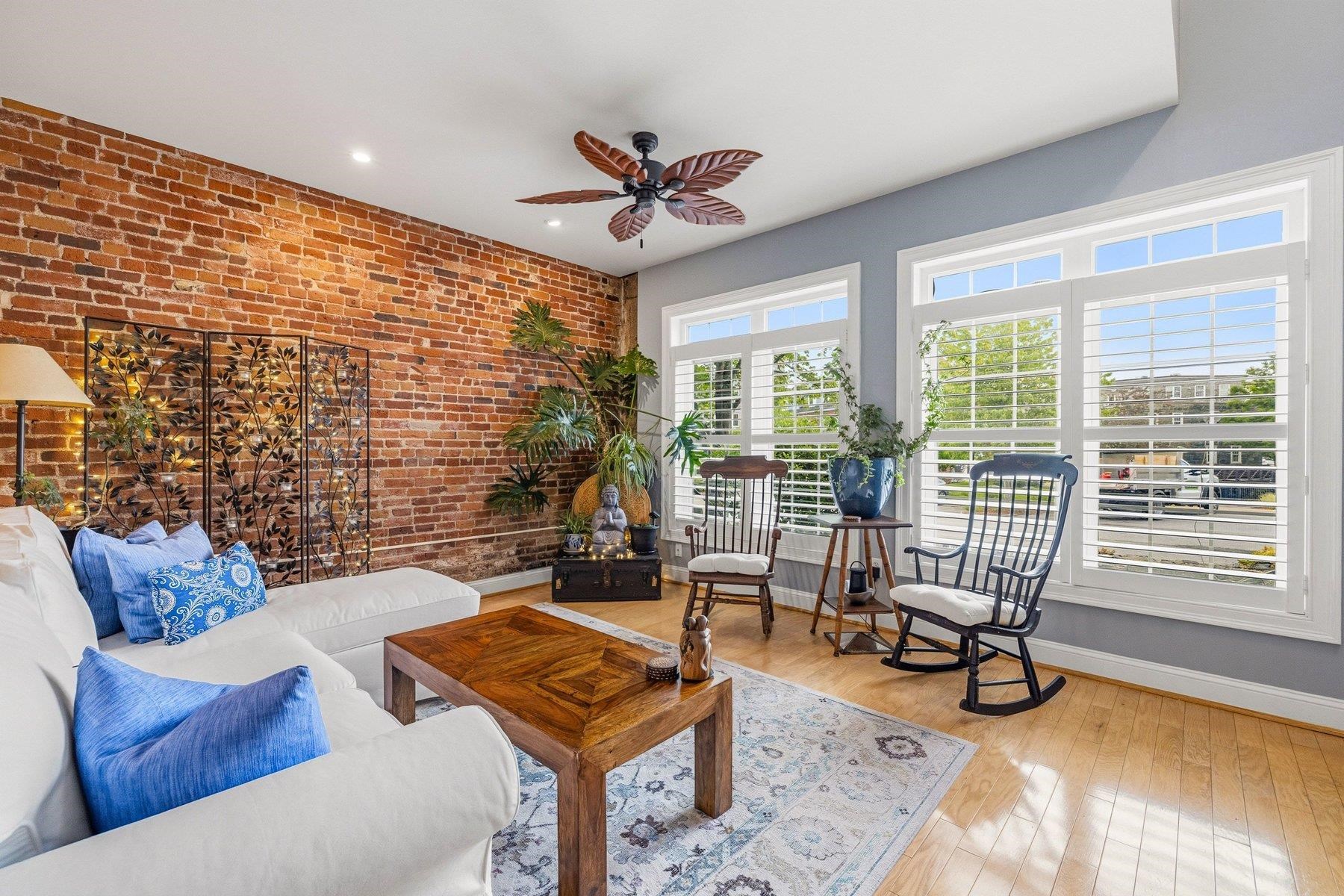 6 Bay Road Unit: 31