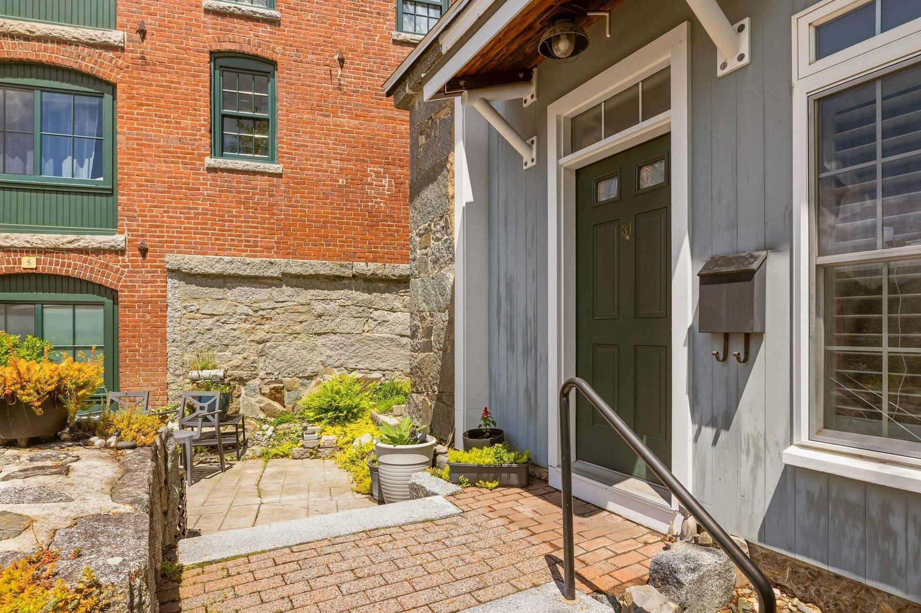 6 Bay Road Unit: 31
