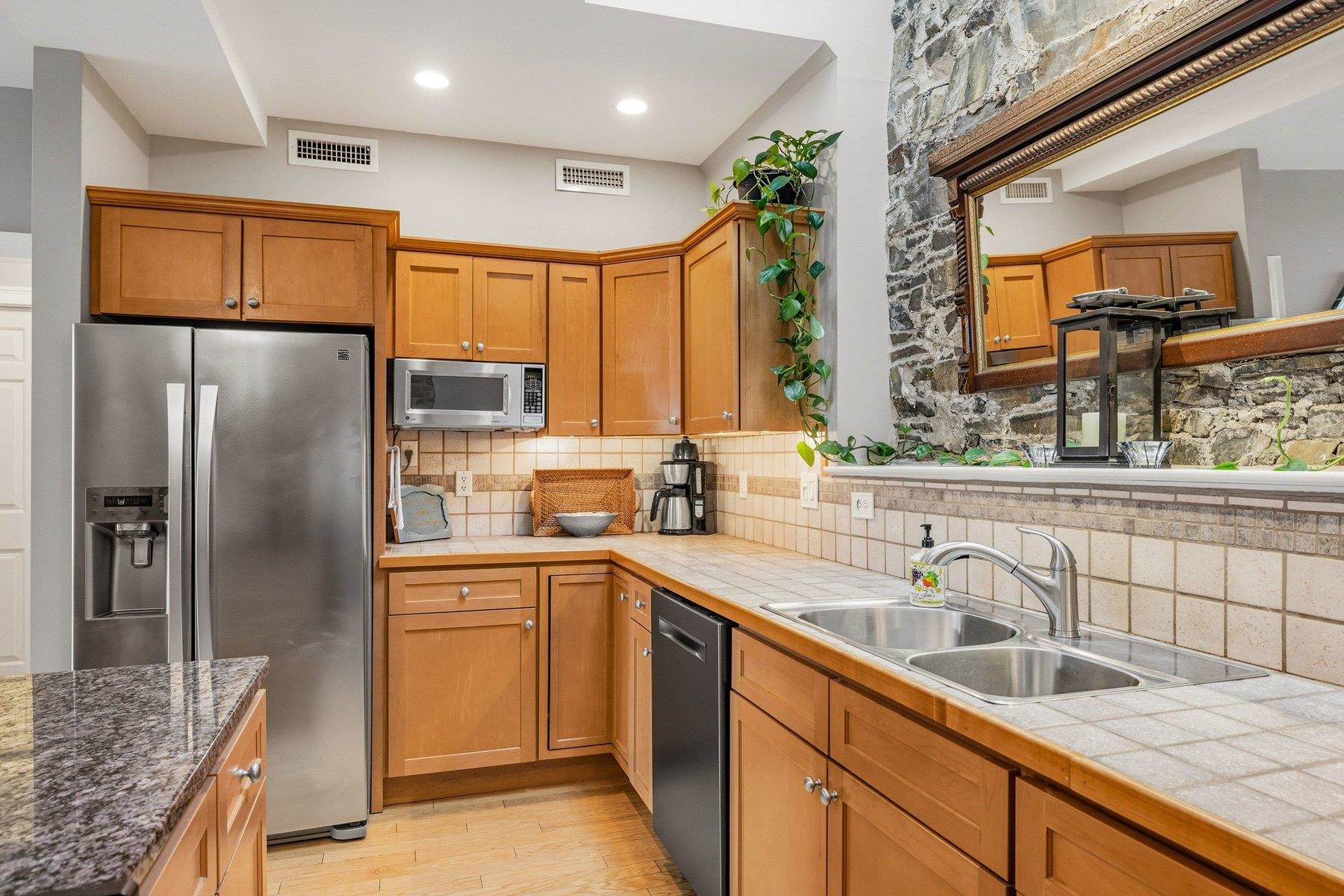 6 Bay Road Unit: 31