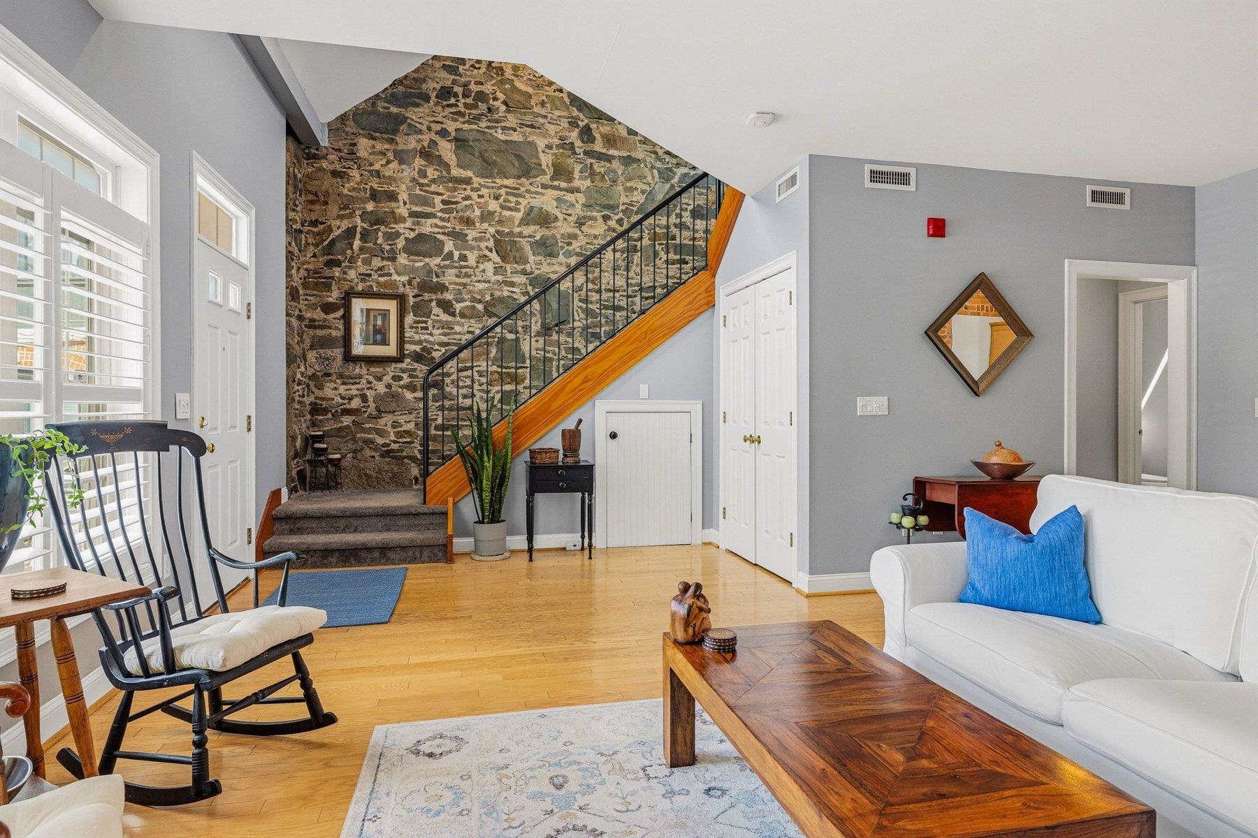 6 Bay Road Unit: 31