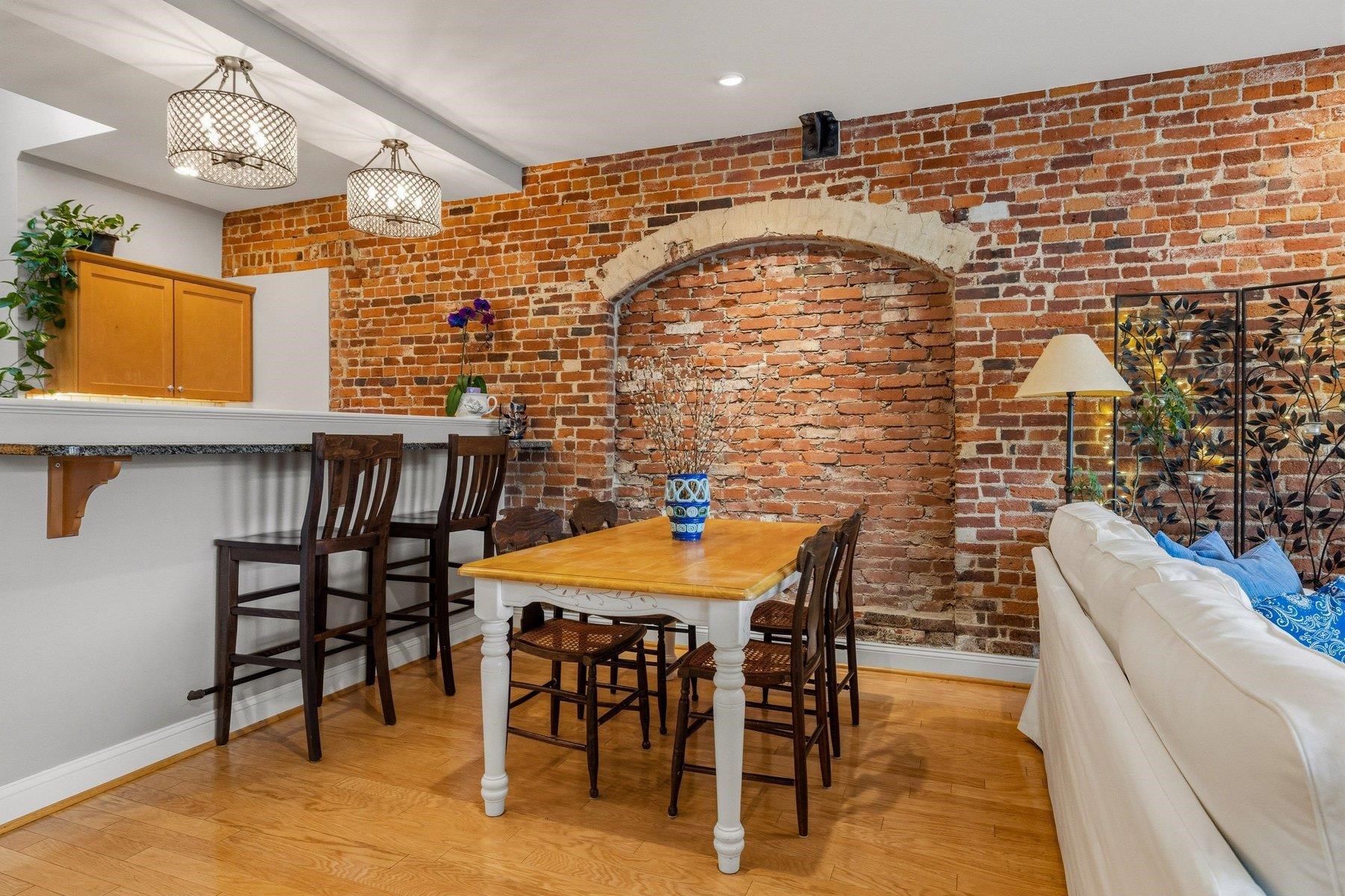 6 Bay Road Unit: 31