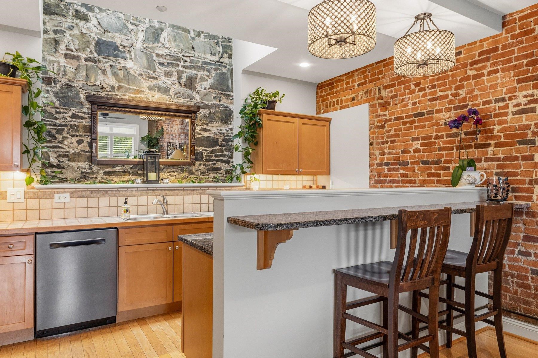 6 Bay Road Unit: 31