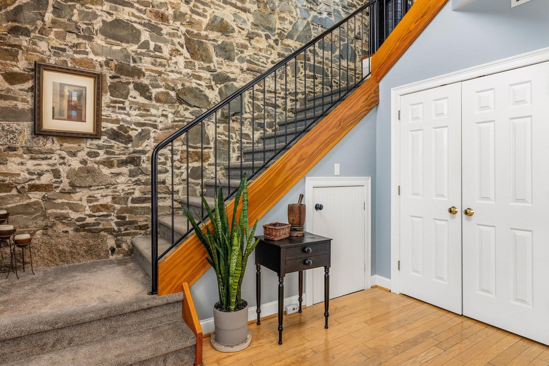 6 Bay Road Unit: 31