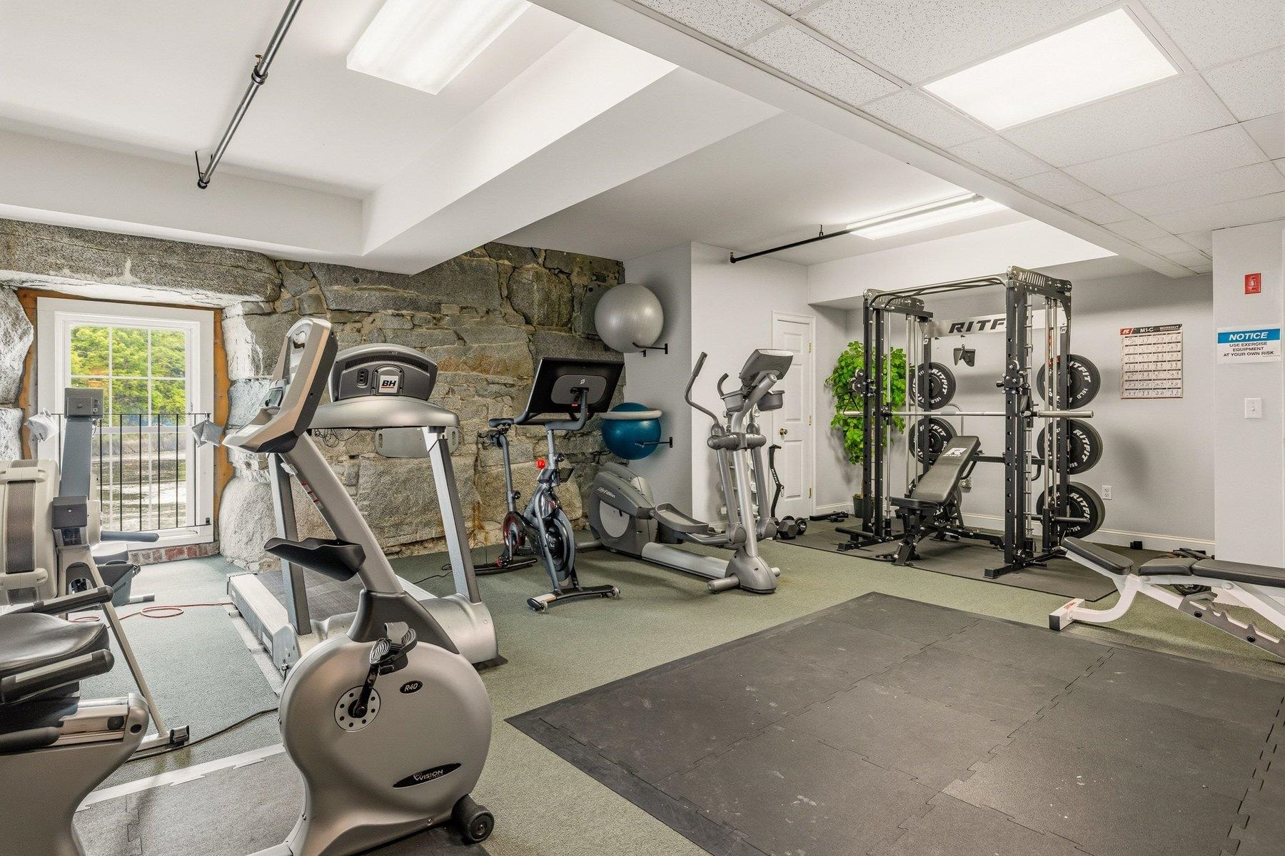 6 Bay Road Unit: 31