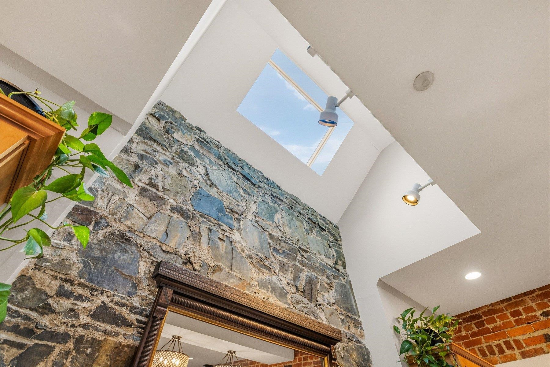 6 Bay Road Unit: 31