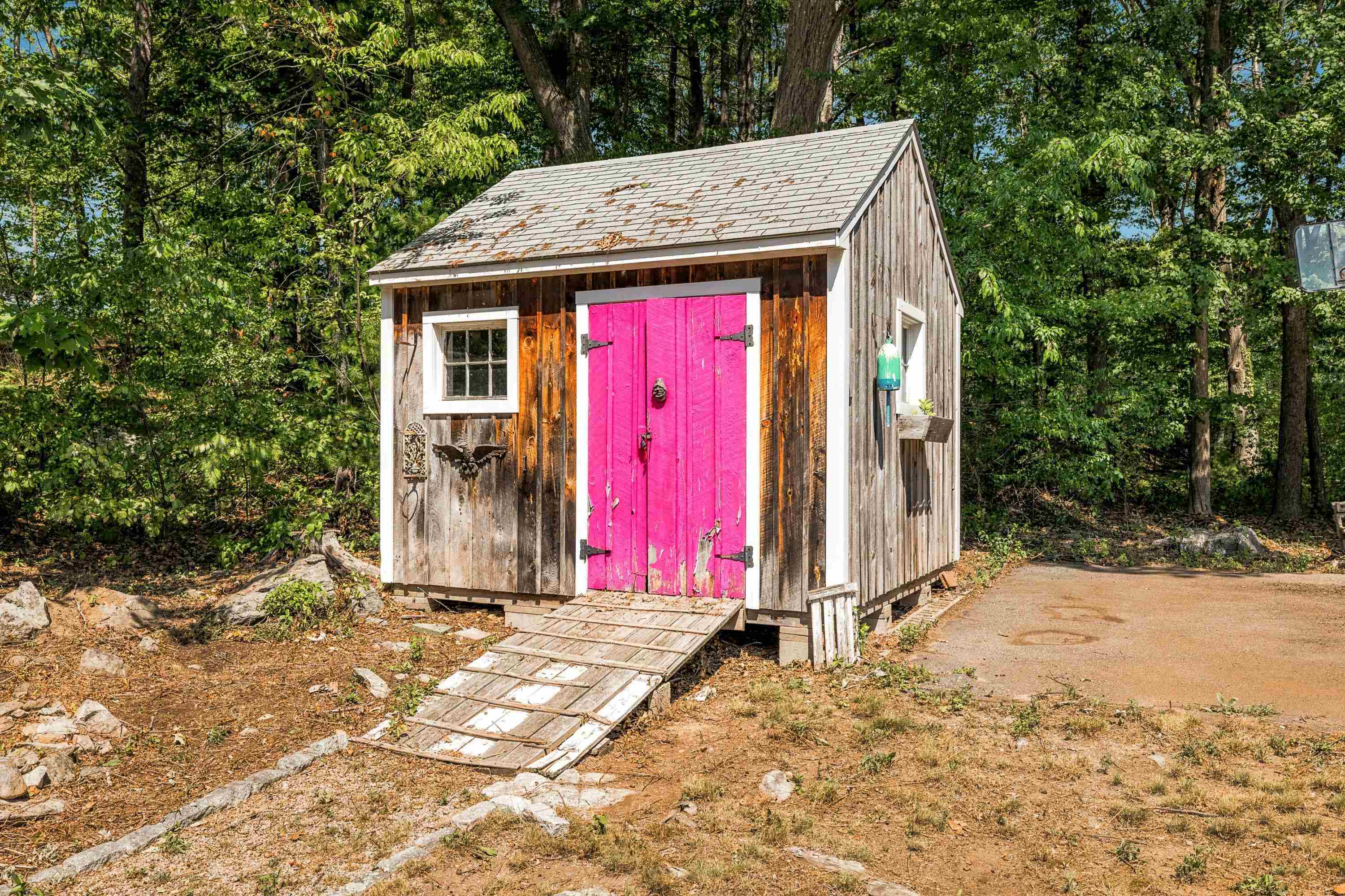 140 Pioneer Road