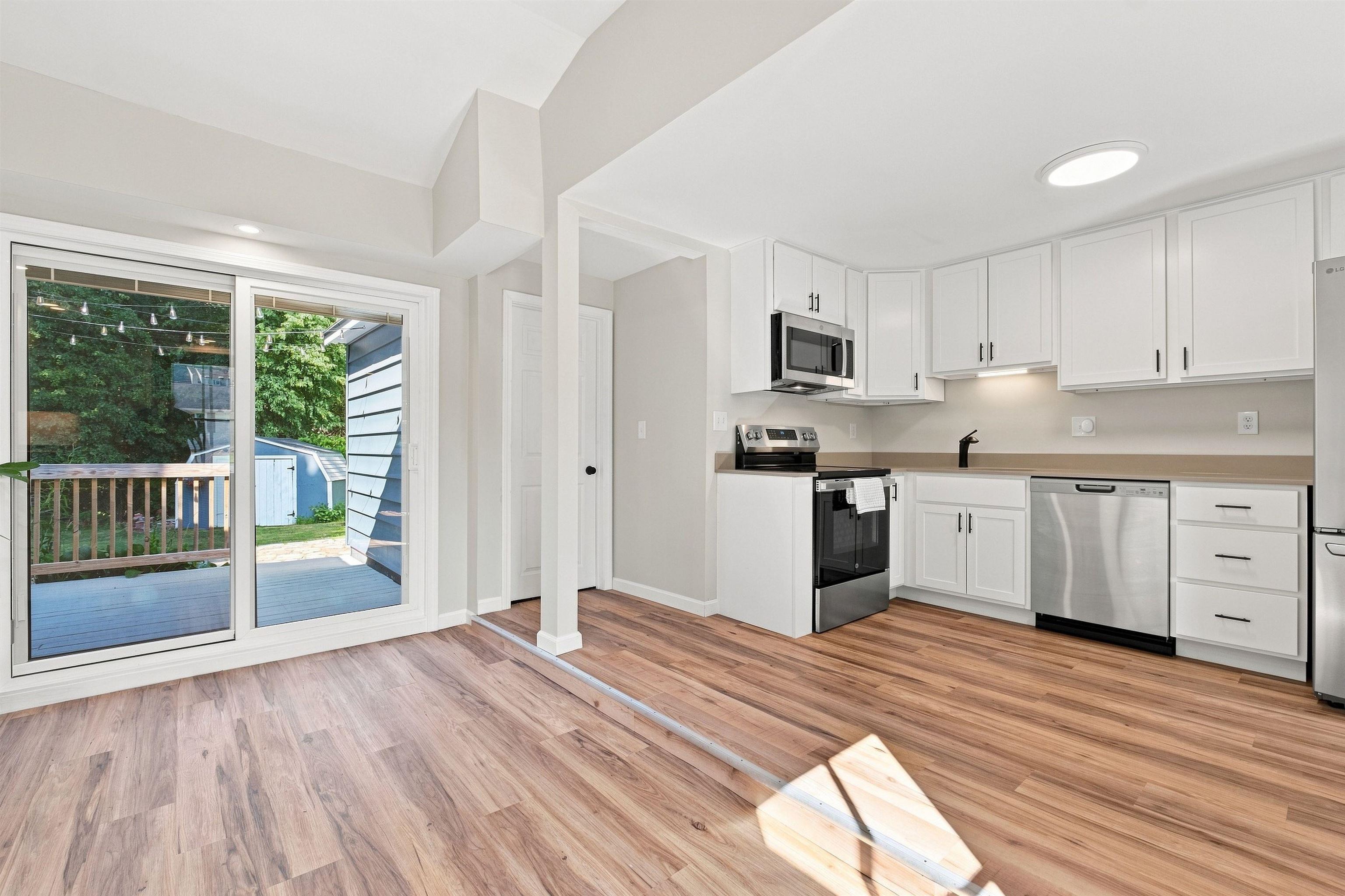 212 Holly Lane