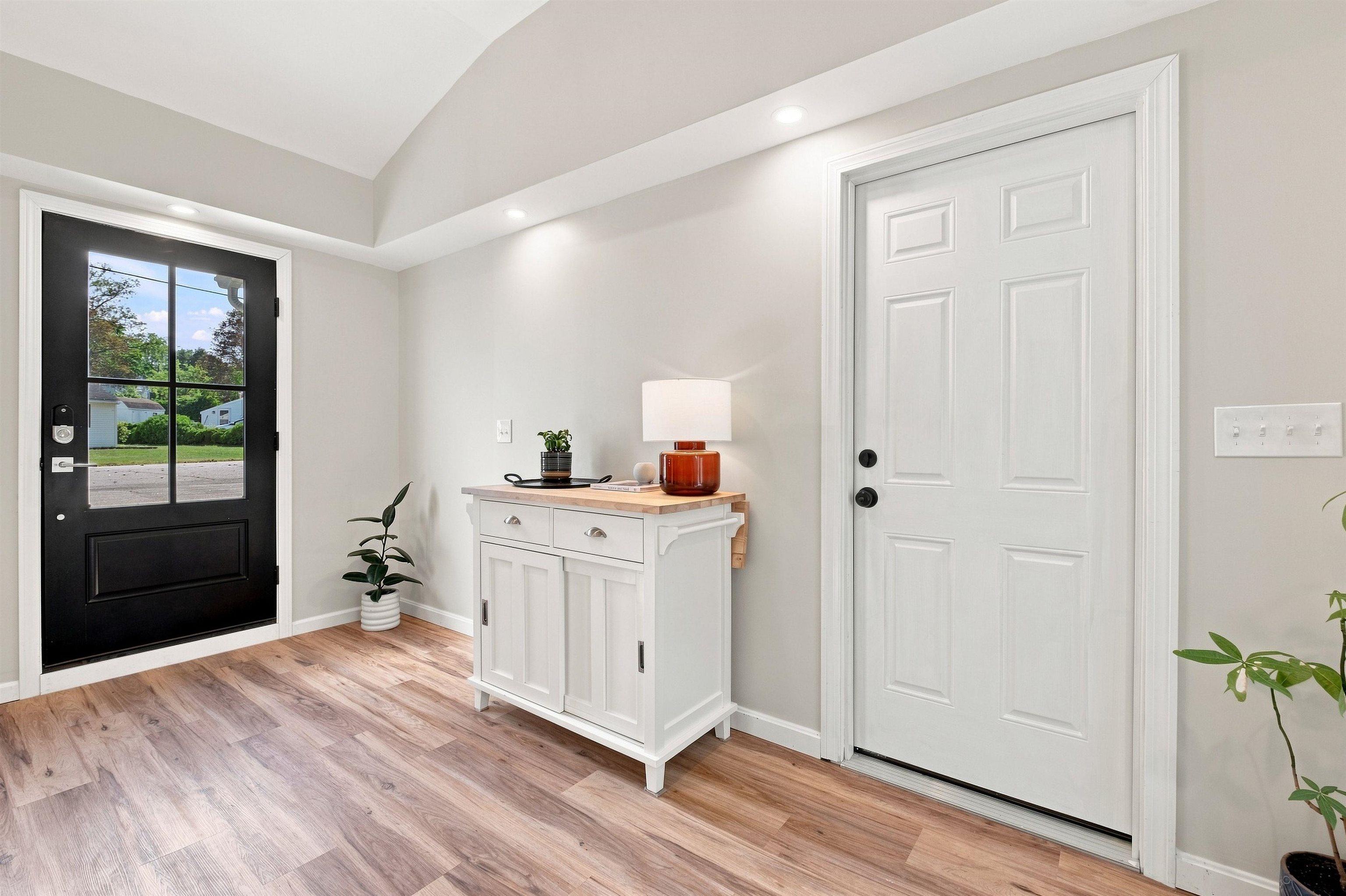 212 Holly Lane