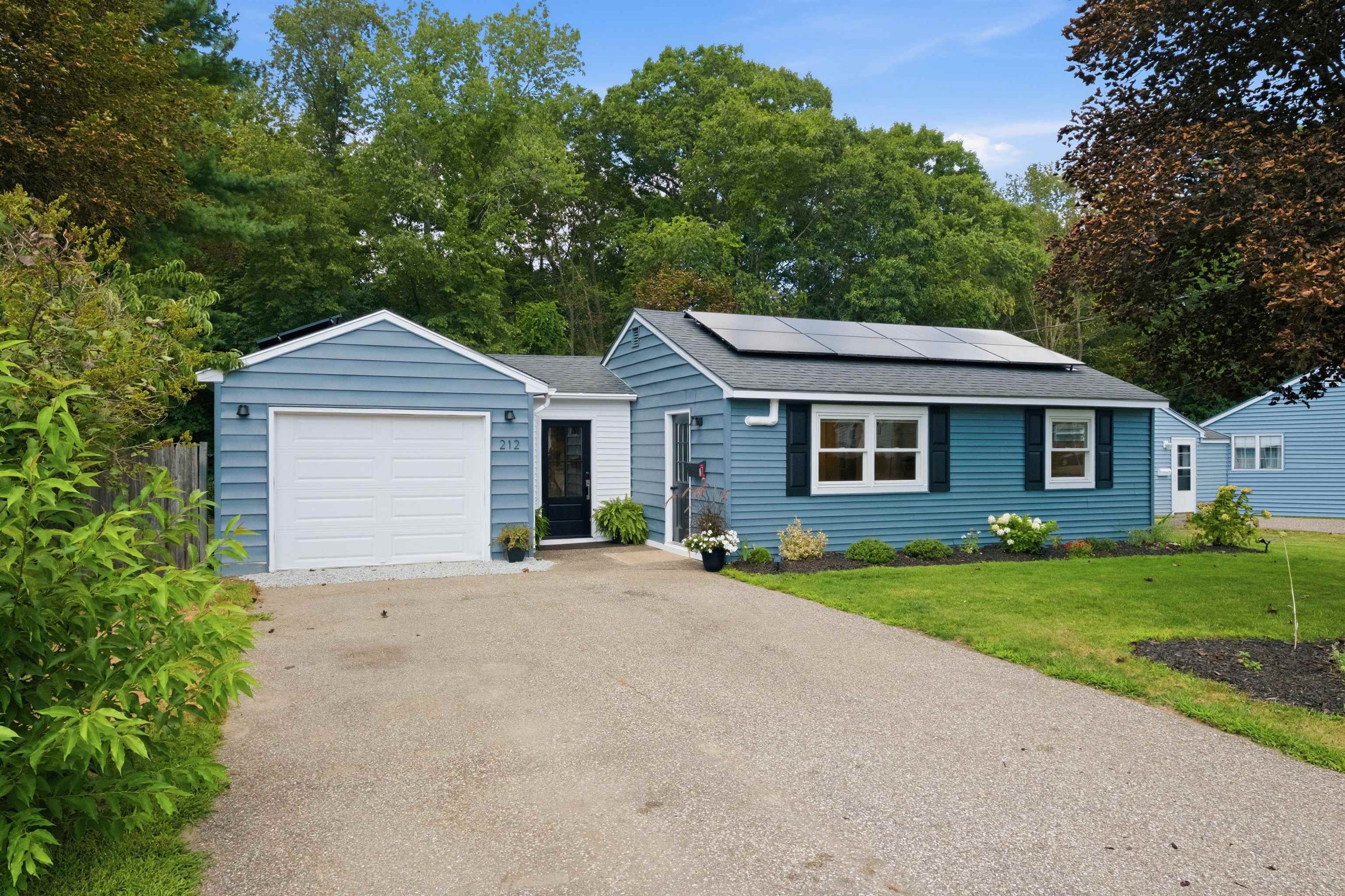 212 Holly Lane