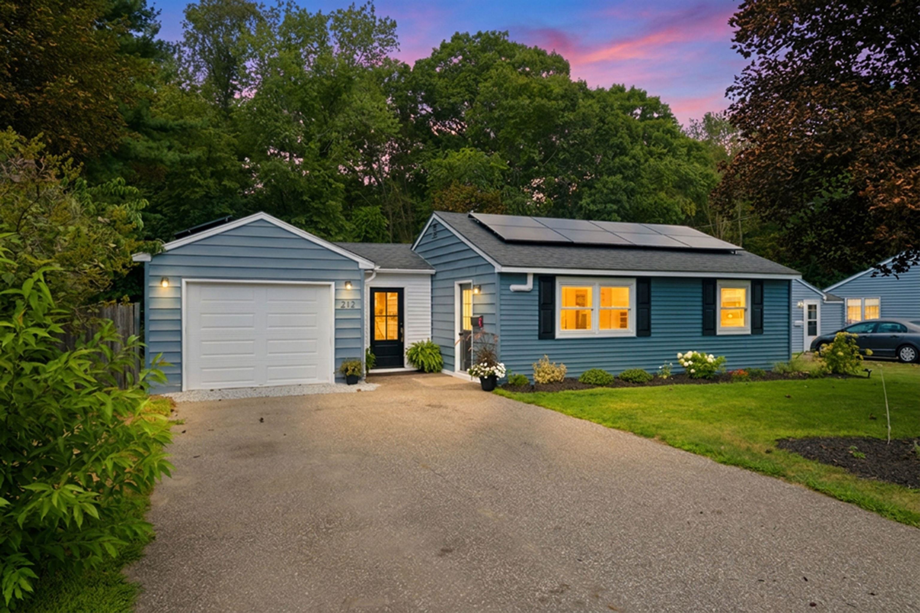 212 Holly Lane