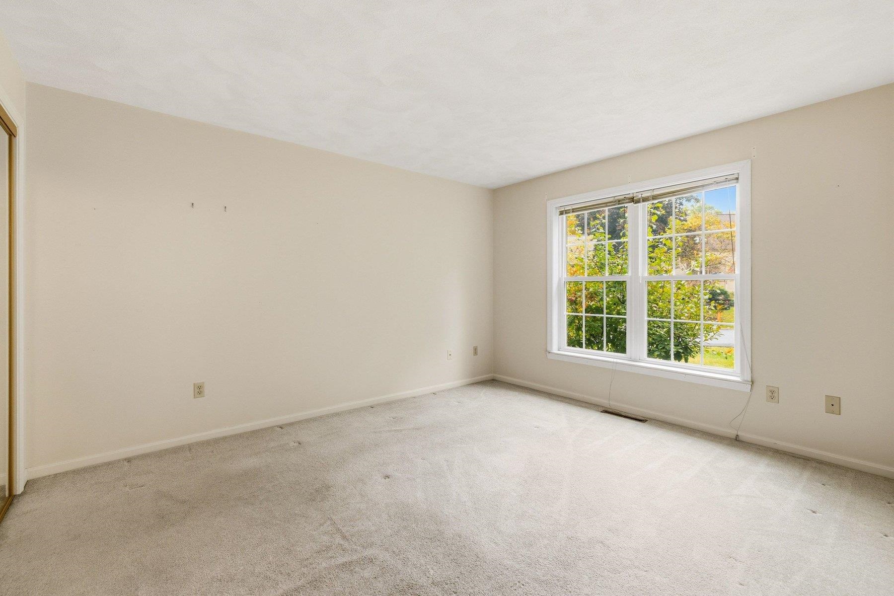 26 Stratham Green Road