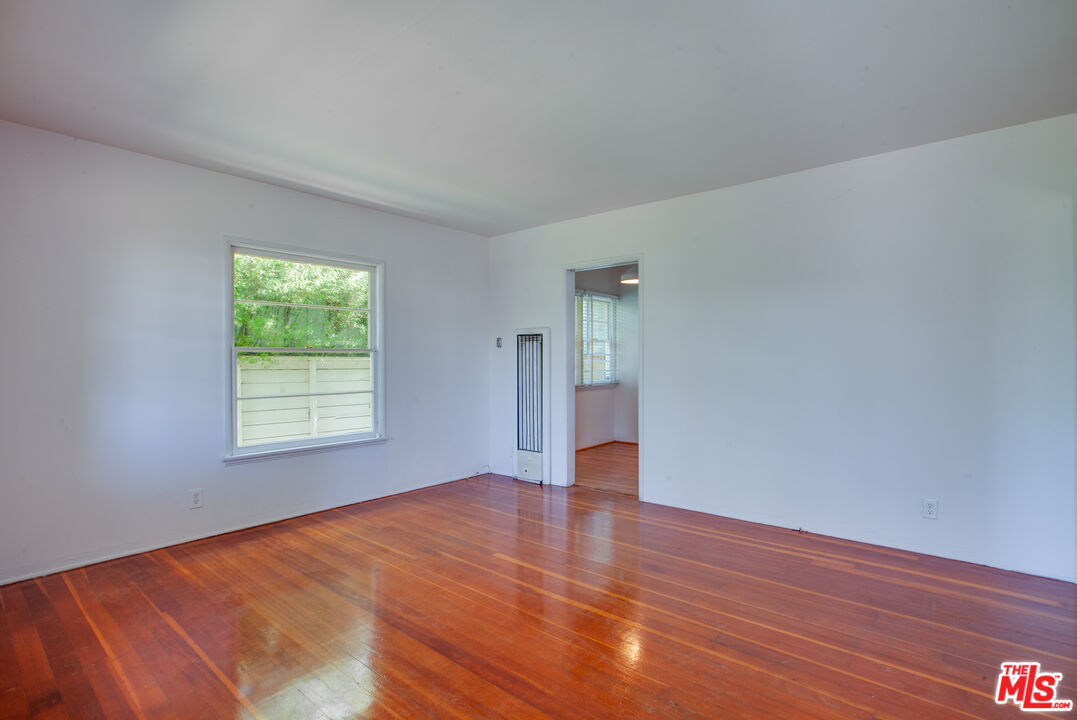848 MARCO PL