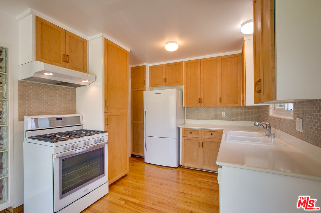 2534 7Th St Unit: 1