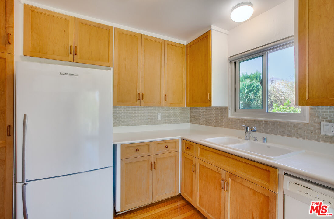 2534 7Th St Unit: 1