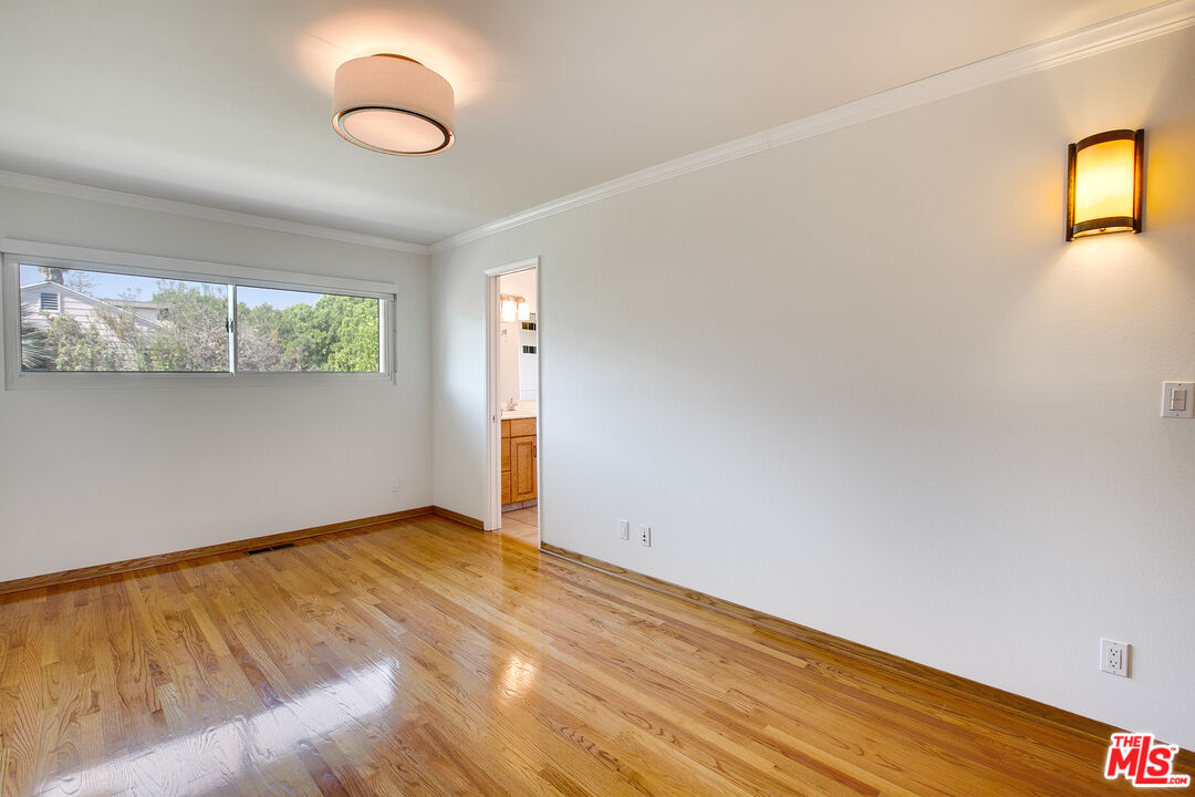 2534 7Th St Unit: 1