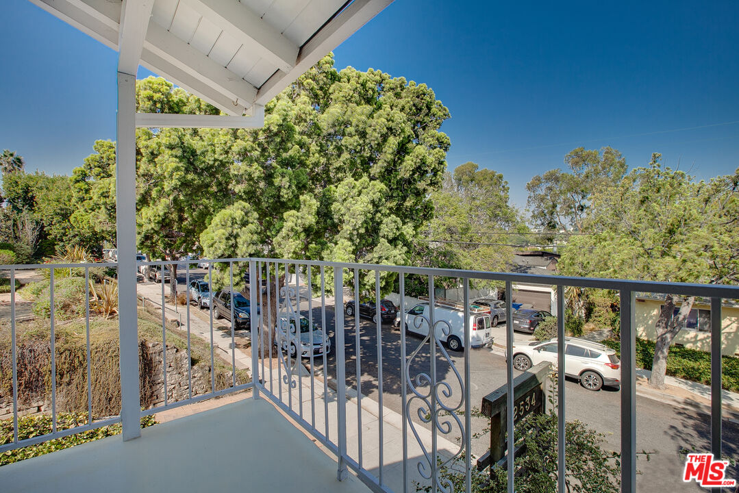 2534 7Th St Unit: 1