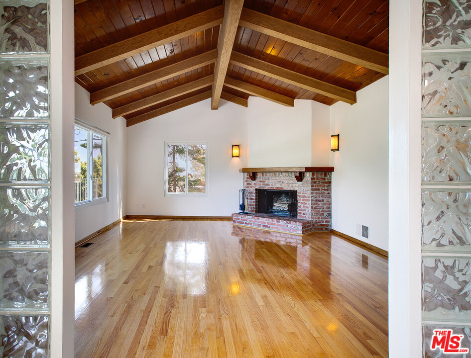 2534 7Th St Unit: 1