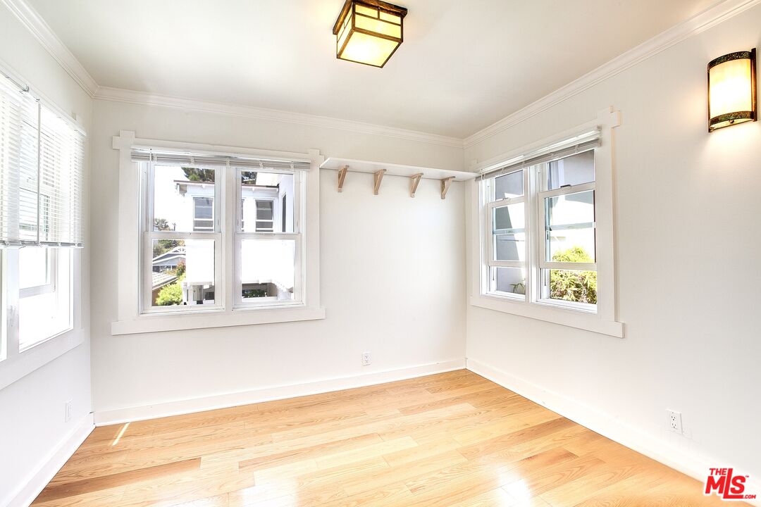 426 RIALTO AVE Unit: D