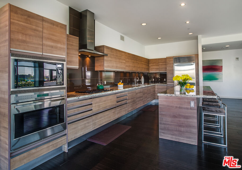 3111 Via Dolce Unit: 301