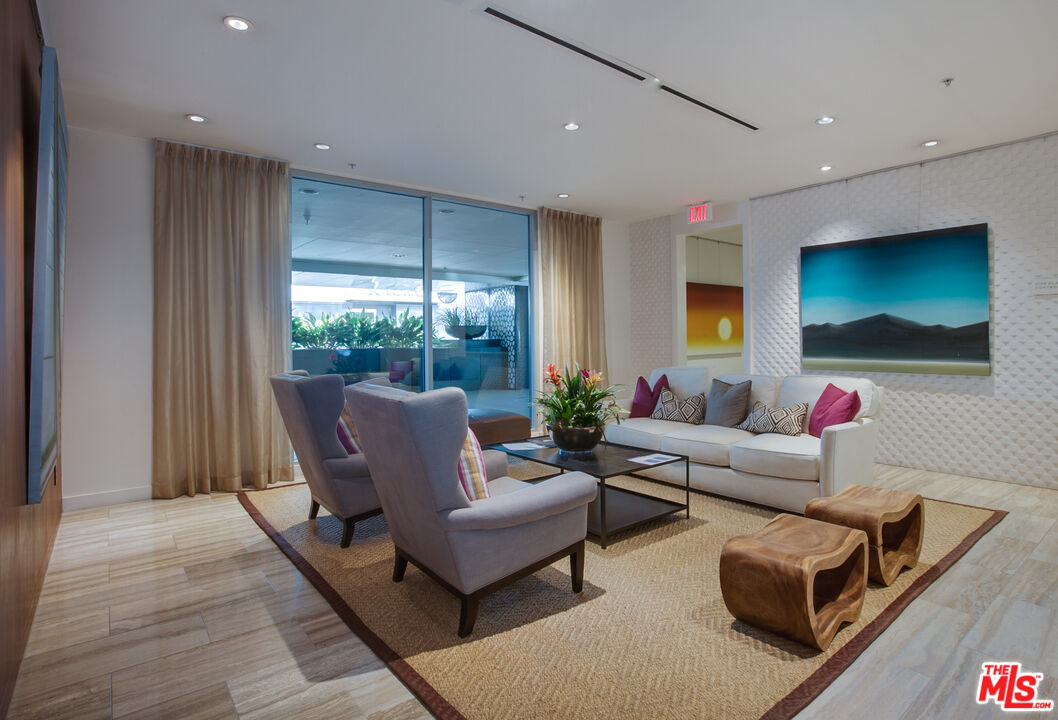 3111 Via Dolce Unit: 301