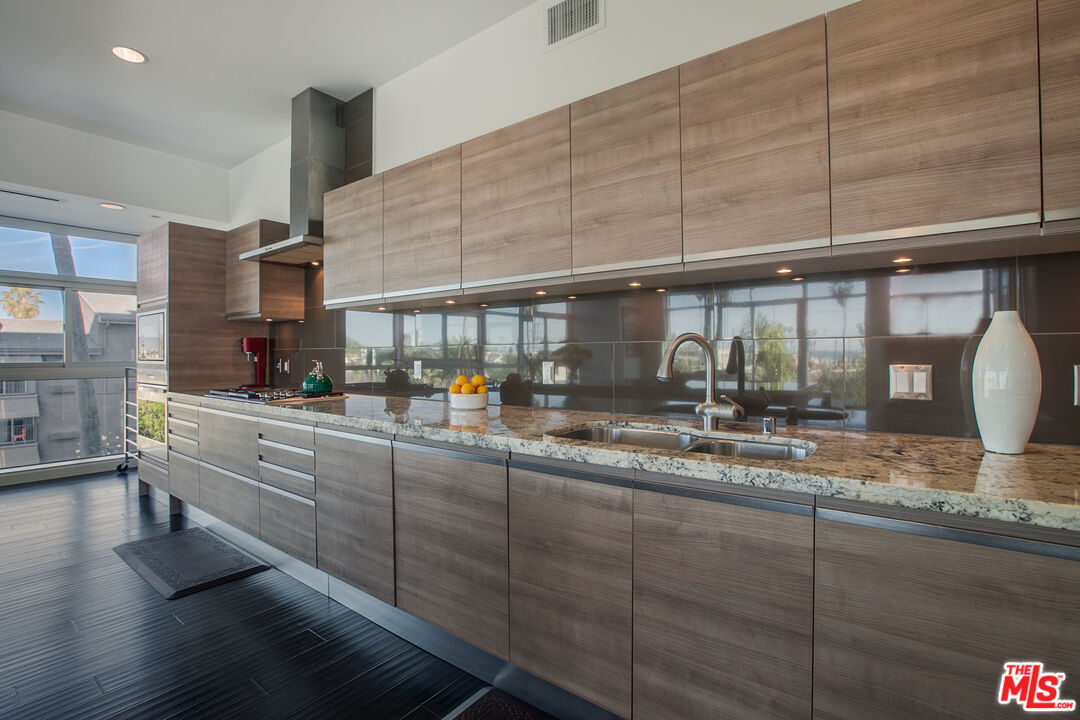 3111 Via Dolce Unit: 301