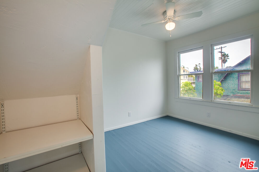 105 Park Pl