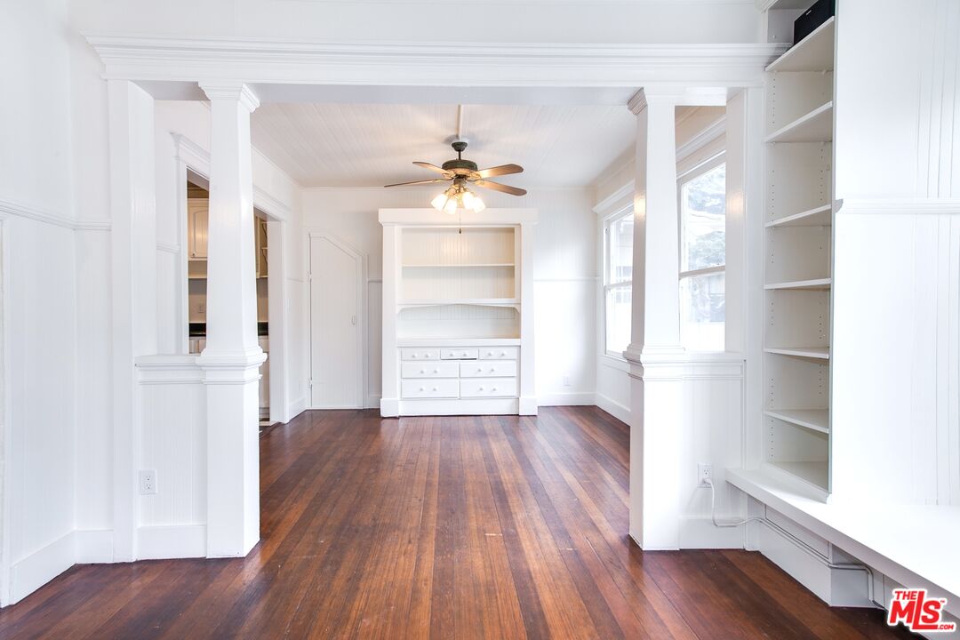 105 Park Pl