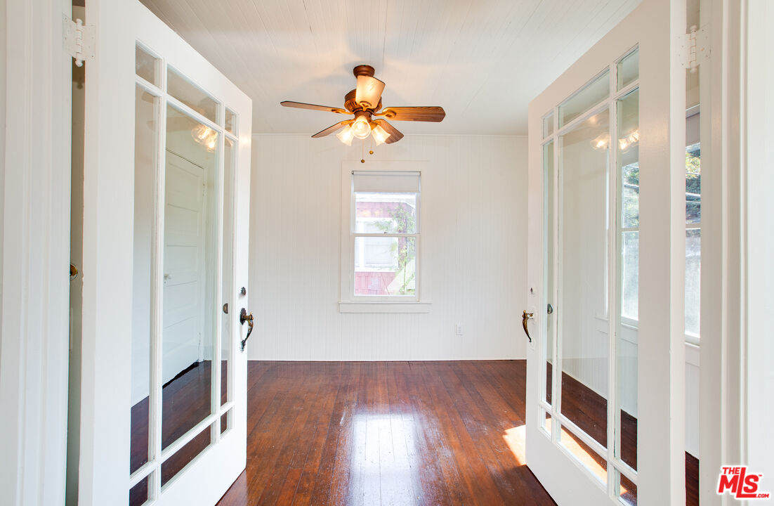 105 Park Pl