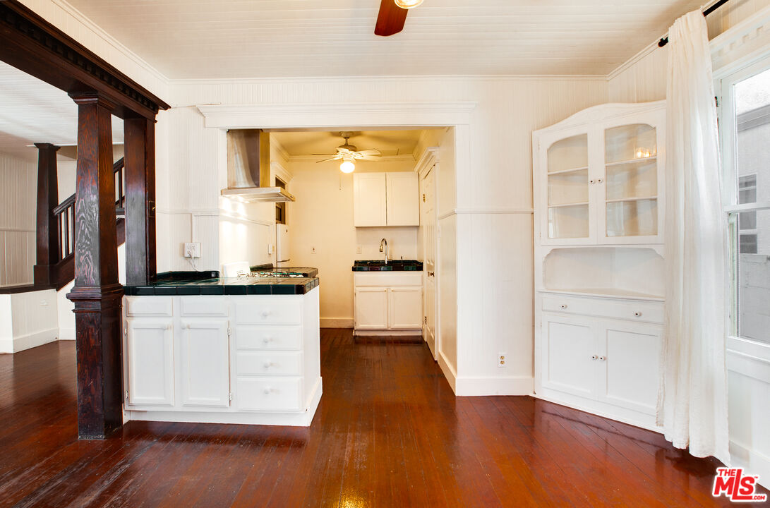 105 Park Pl